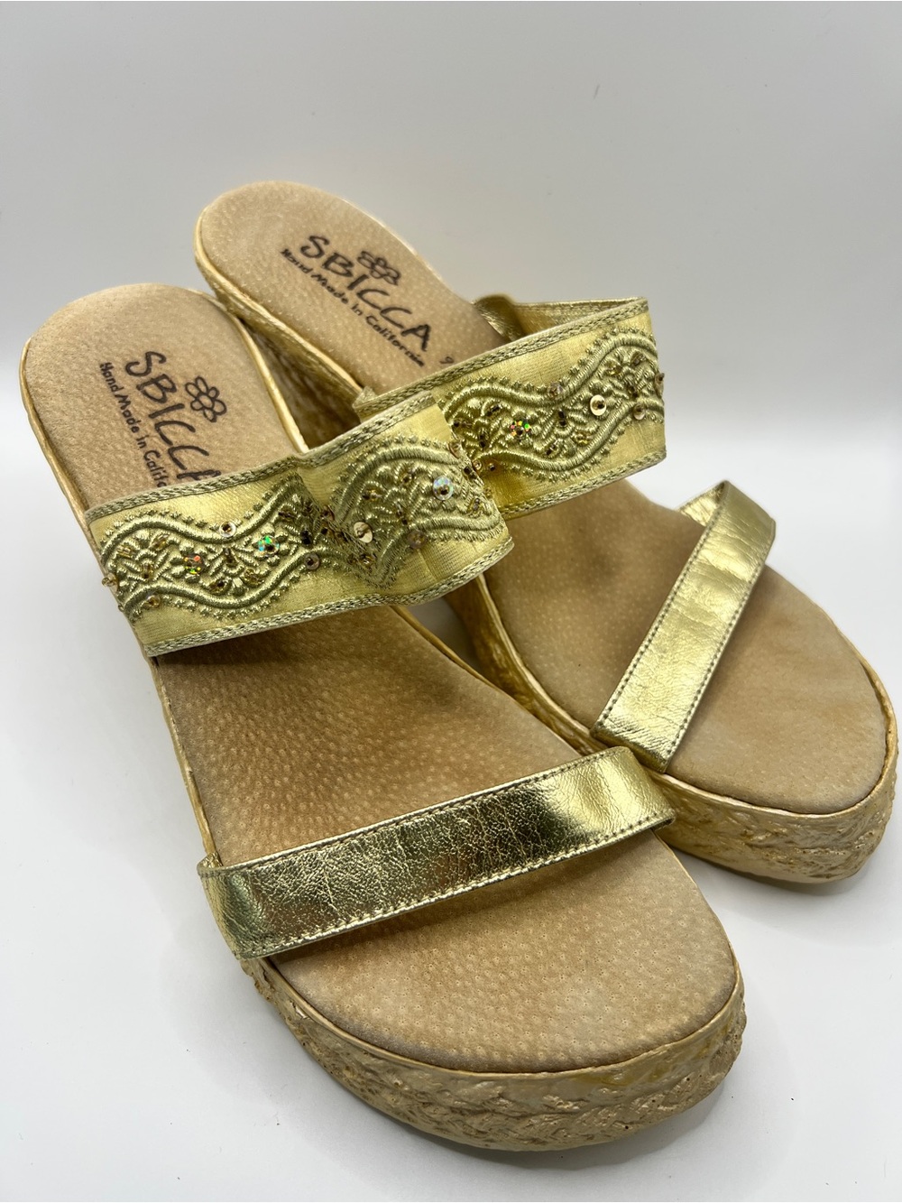 Sbicca Wedge Sandal Women's 9 M Beige Slip-On Open Toe Platform Wedge